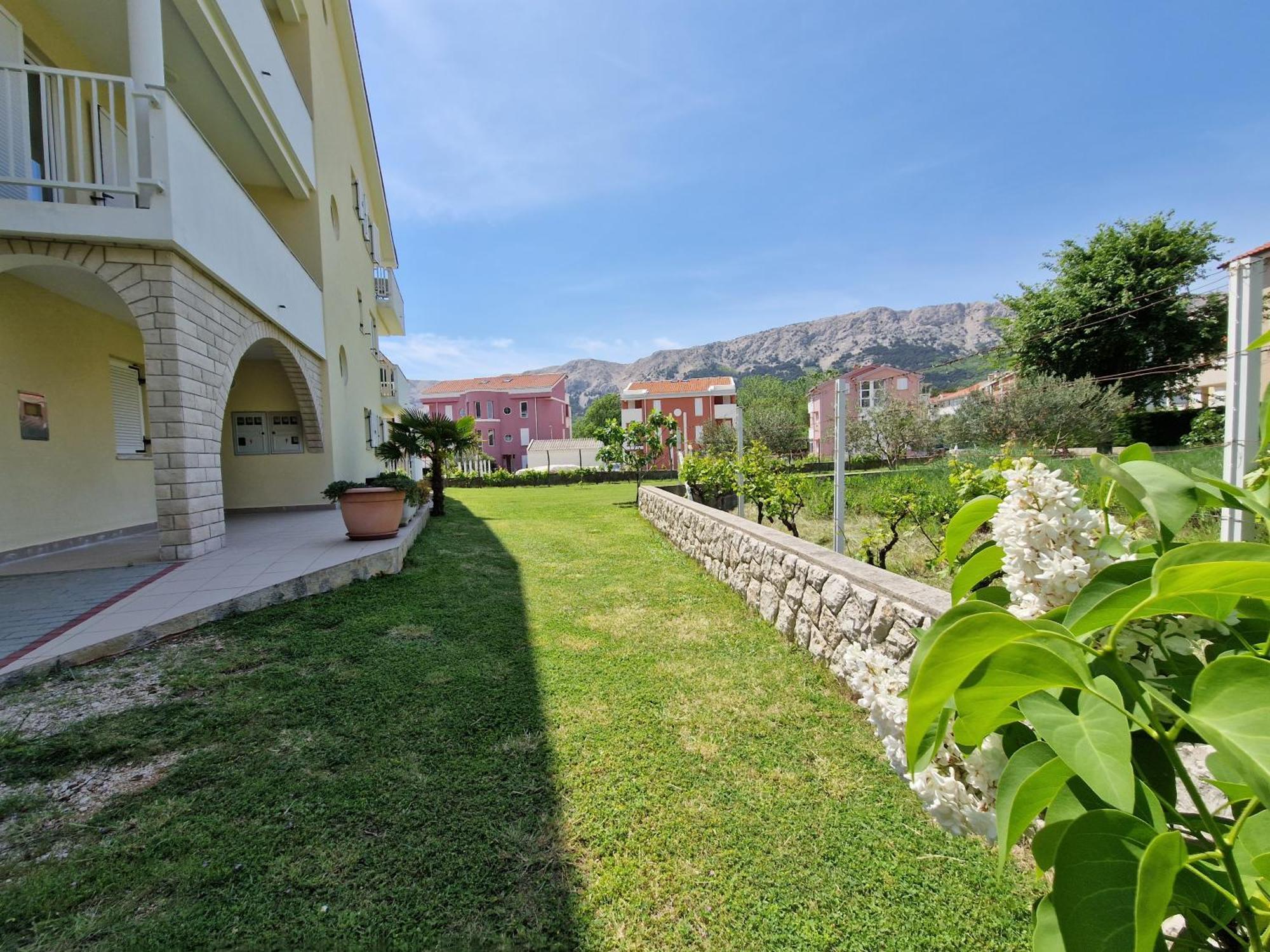 Apartments Josipa Baška Buitenkant foto